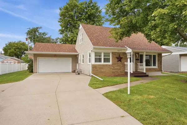 1871 41st Street, Moline, IL 61265