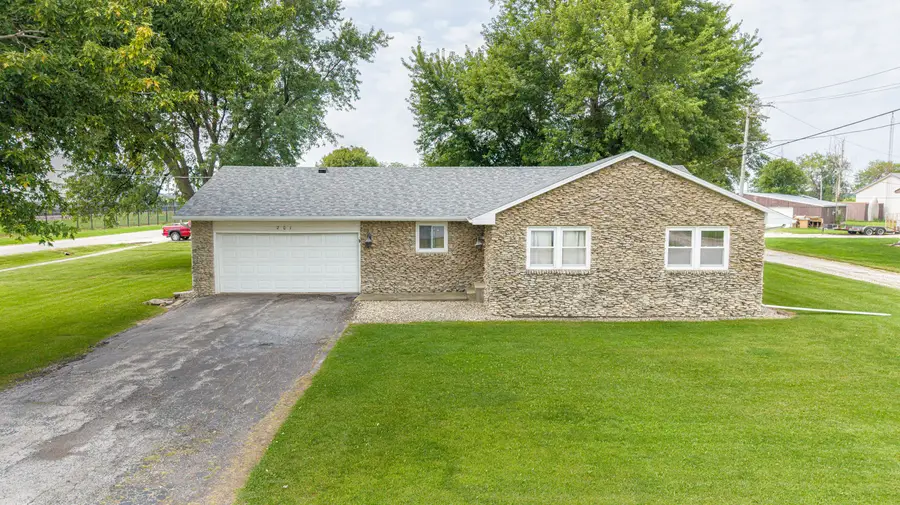 201 W Elk Street, Odell, IL 60460 - #2