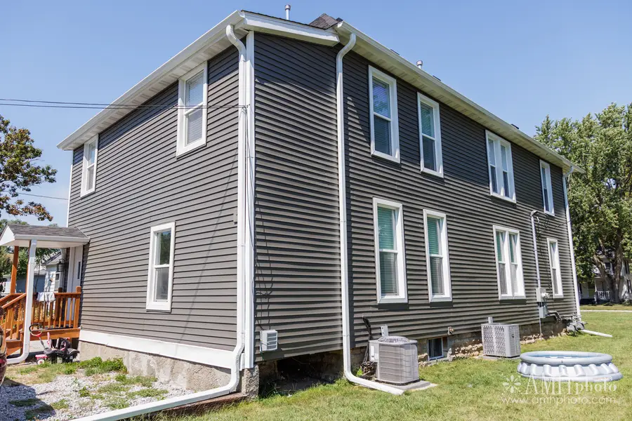 327 E Indiana Street, Momence, IL 60954 - #3