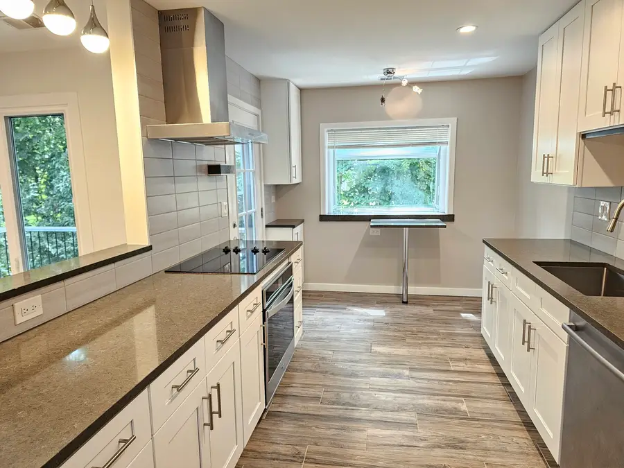 183 Grove Avenue #C, Des Plaines, IL 60016 - #3