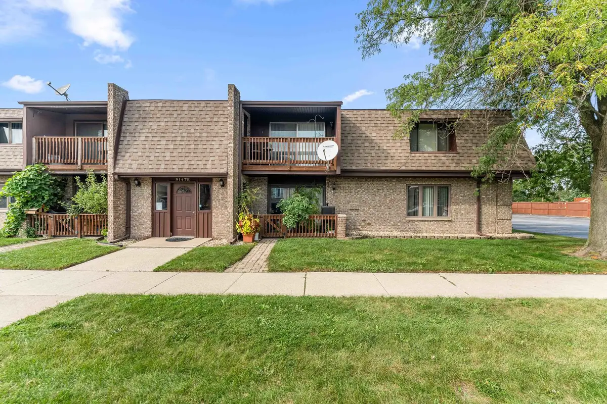 9147 S Roberts Road #205, Hickory Hills, IL 60457 - #1