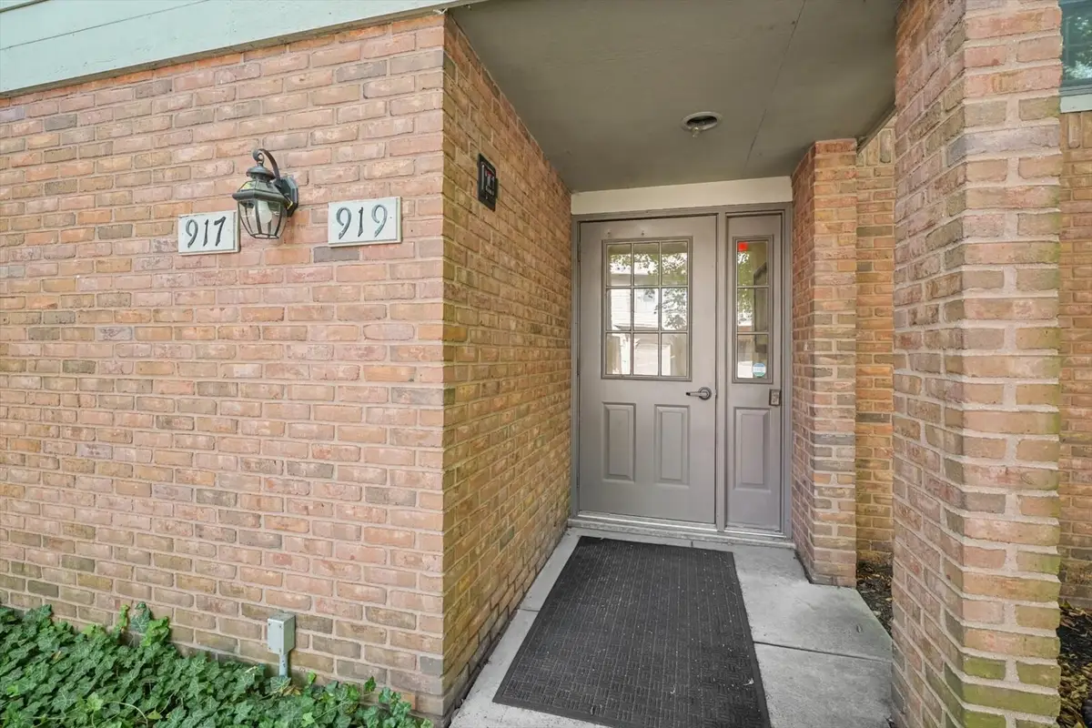 917 A Cheshire Drive #A, Champaign, IL 61821 - #1