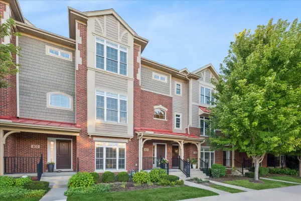 408 N 1st Street, Geneva, IL 60134