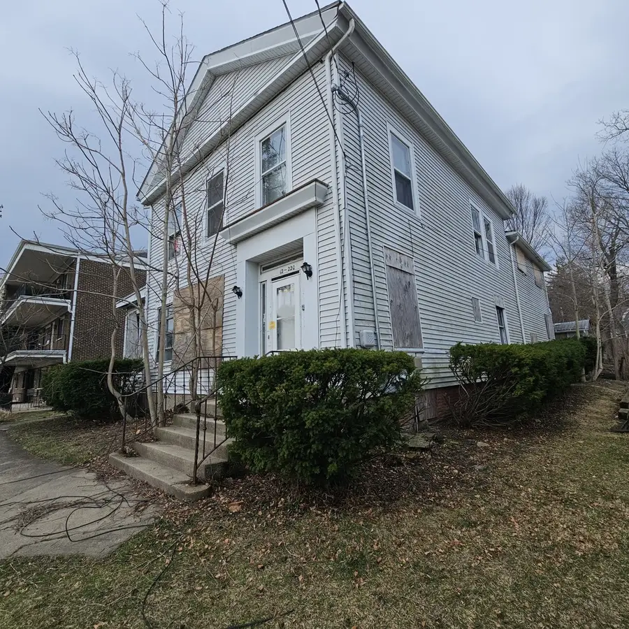 212 S Tryon Street, Woodstock, IL 60098 - #2
