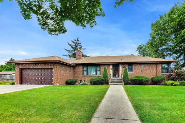 6247 N Leona Avenue, Chicago, IL 60646