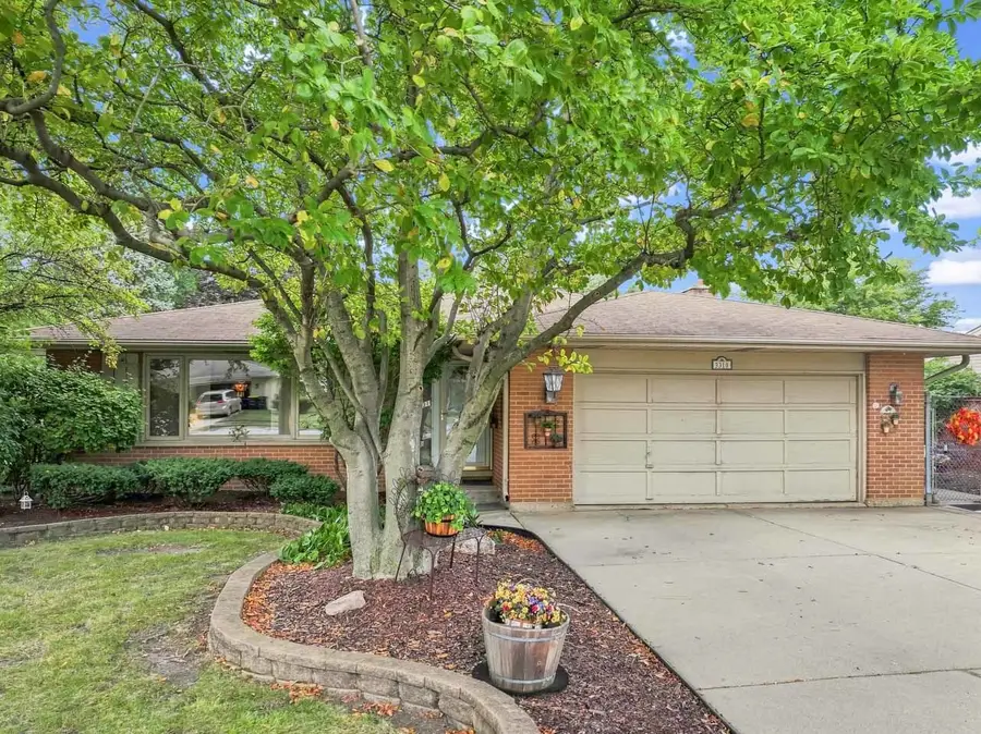 3310 Plum Grove Drive, Rolling Meadows, IL 60008 - #2
