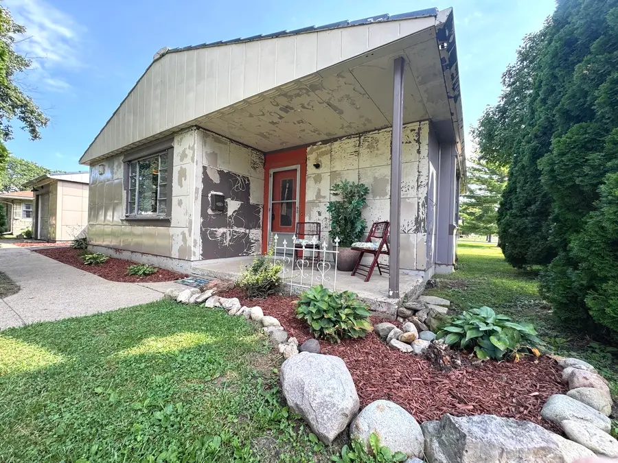 1029 S 5th Street, Princeton, IL 61356 - #3