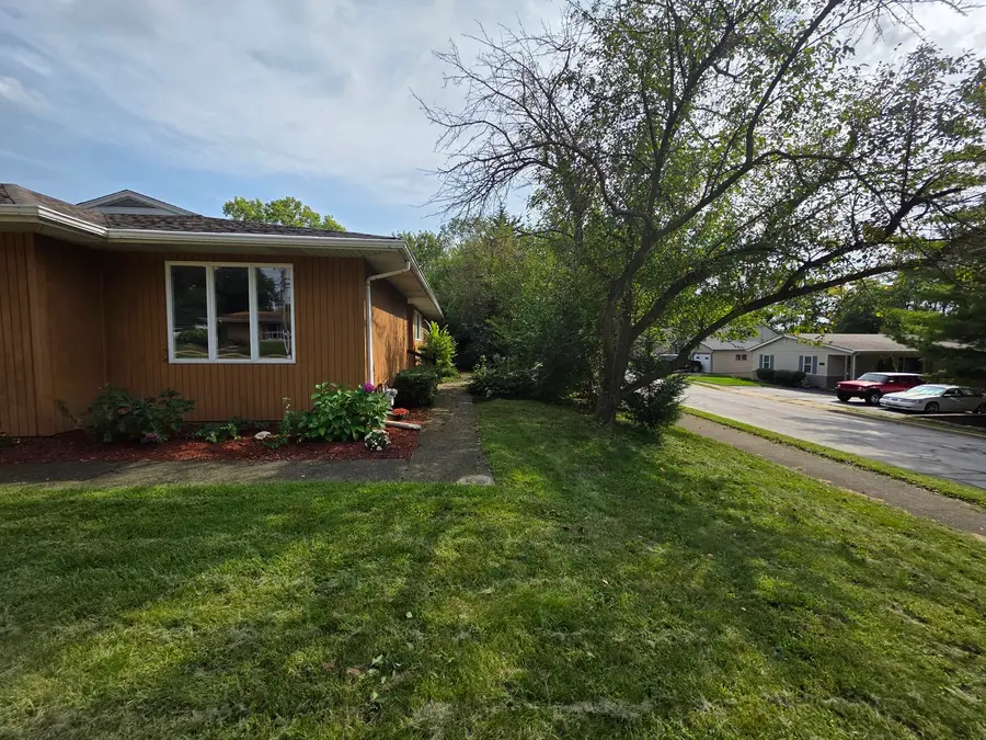 206 Webster Street #206, Batavia, IL 60510 - #2