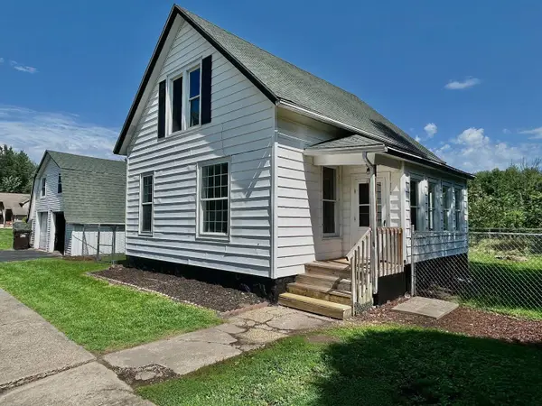 335 5th Street, Capron, IL 61012