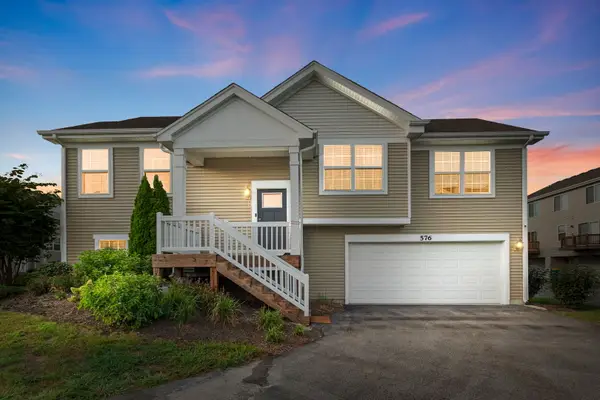 576 Spring Leaf Drive, Joliet, IL 60431