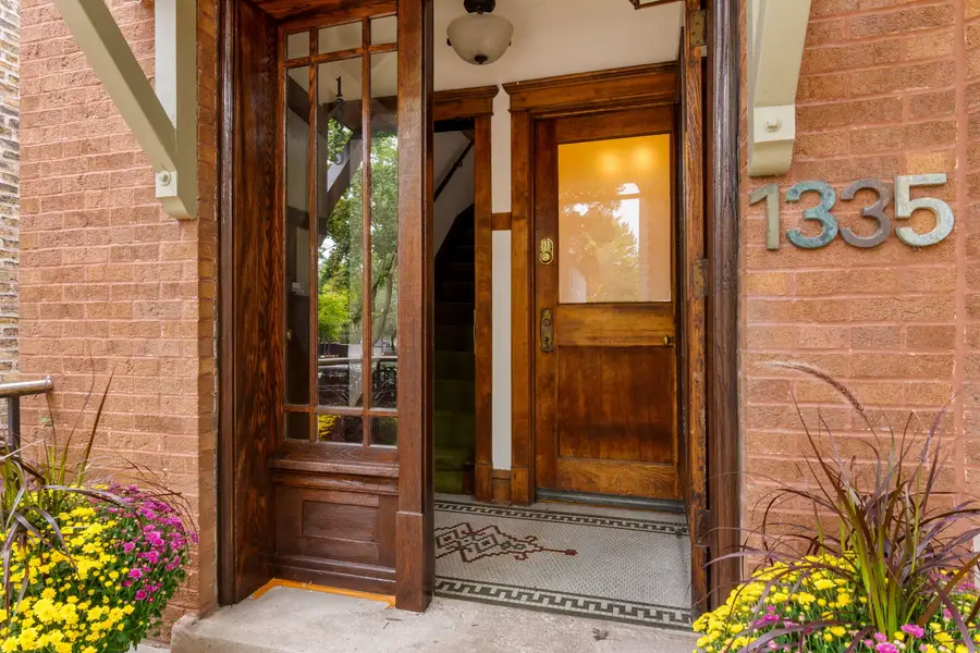 1335 W Hollywood Avenue, Chicago, IL 60660 - #2