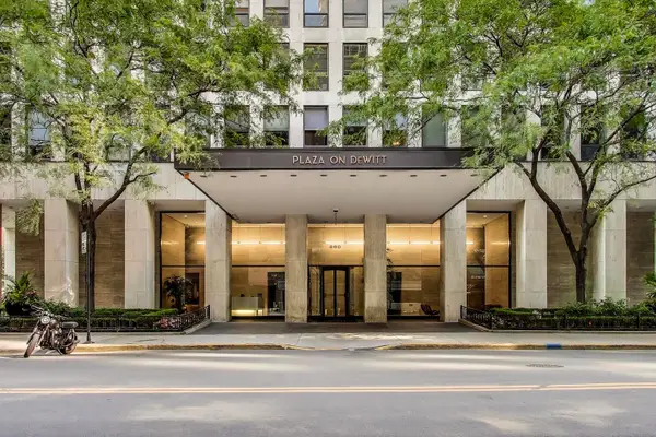260 E Chestnut Street #3706, Chicago, IL 60611