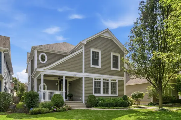 709 E Sunnyside Avenue, Libertyville, IL 60048