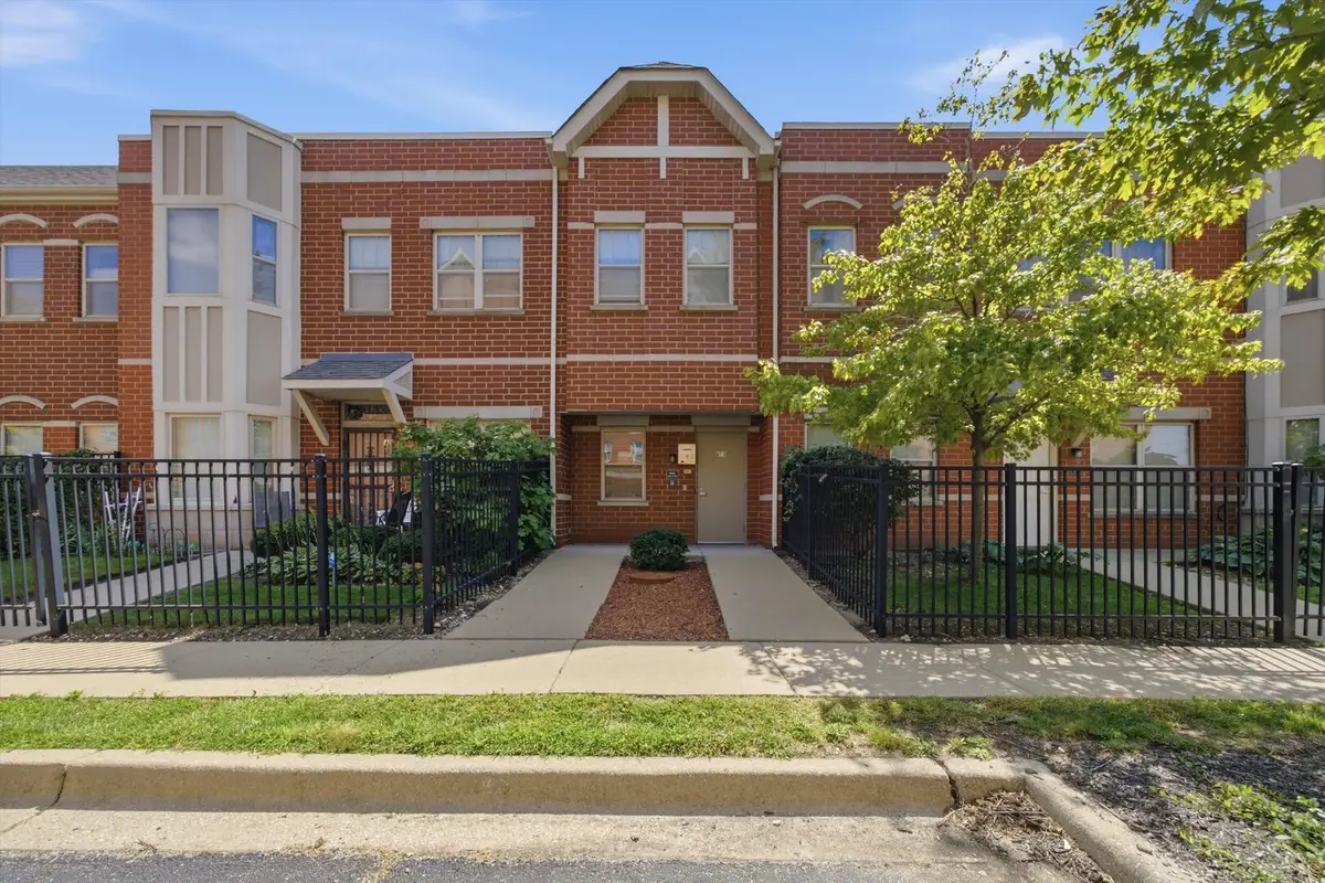 6710 S Keating Avenue #203, Chicago, IL 60629 - #1