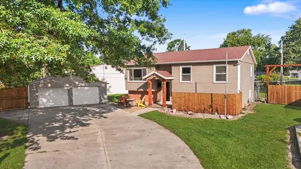 106 Mckinley Circle, Philo, IL 61864