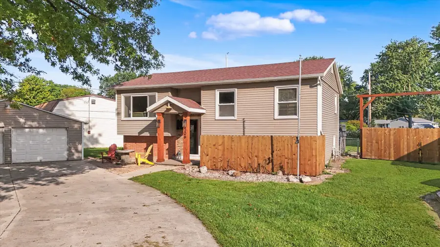 106 Mckinley Circle, Philo, IL 61864 - #2