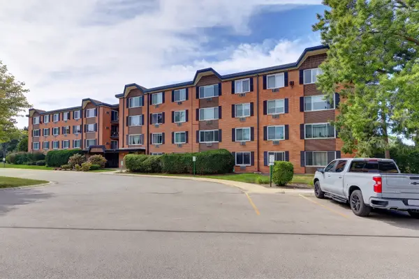 1206 S New Wilke Road #403, Arlington Heights, IL 60005