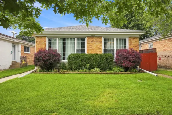 8626 Saint Louis Avenue, Skokie, IL 60076