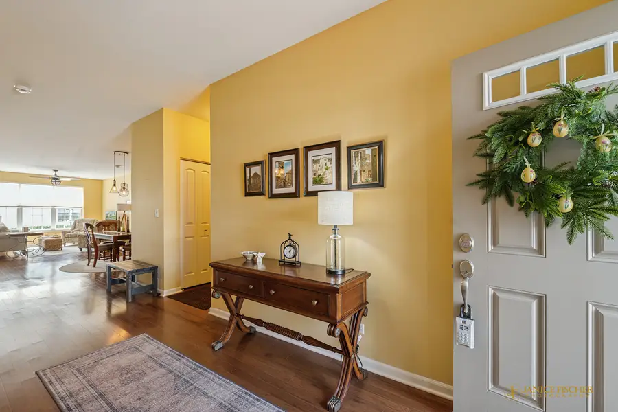 545 N Falls Circle, Pingree Grove, IL 60140 - #3