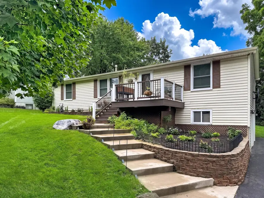 1810 Louise Street, Crystal Lake, IL 60014 - #2