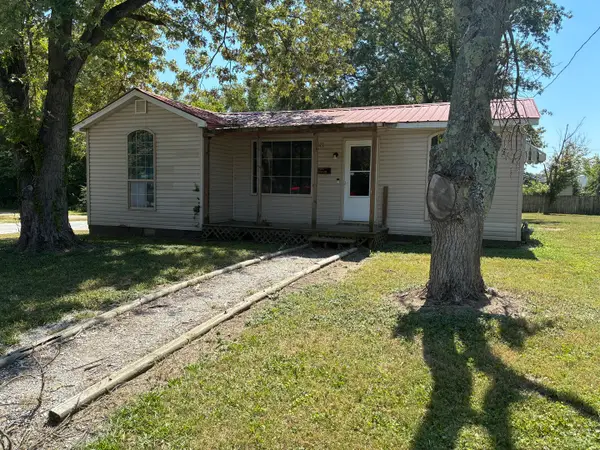 121 E Opdyke Avenue, Mt Vernon, IL 62864