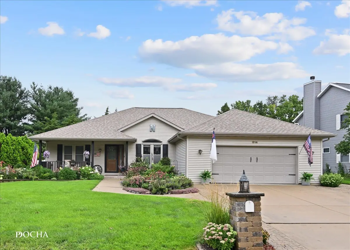 614 Magnolia Lane, Ottawa, IL 61350 - #1