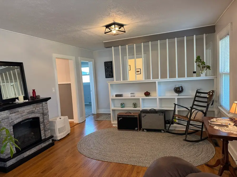 618 S Lott Boulevard, Gibson City, IL 60936 - #3