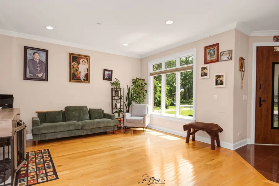 1730 Lunt Avenue, Des Plaines, IL 60018 - #2