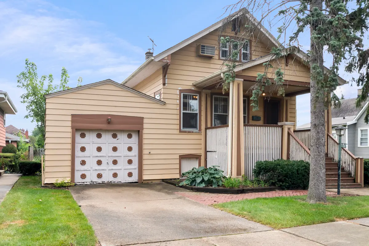 17 N Chester Avenue, Park Ridge, IL 60068 - #1