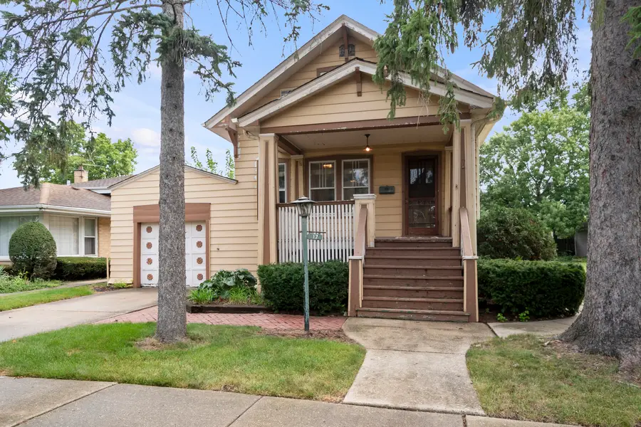 17 N Chester Avenue, Park Ridge, IL 60068 - #2