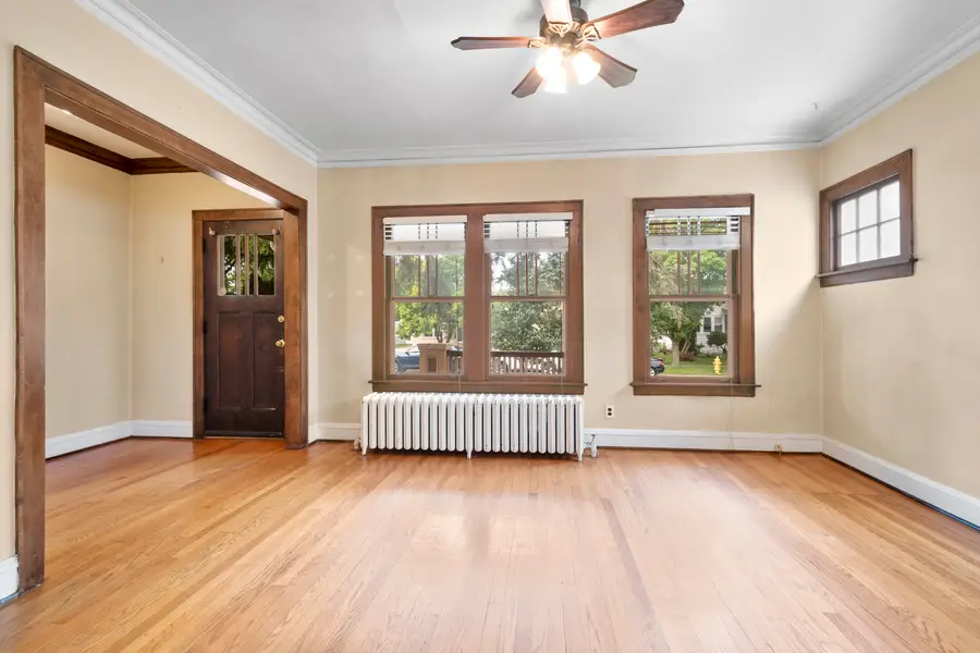17 N Chester Avenue, Park Ridge, IL 60068 - #3