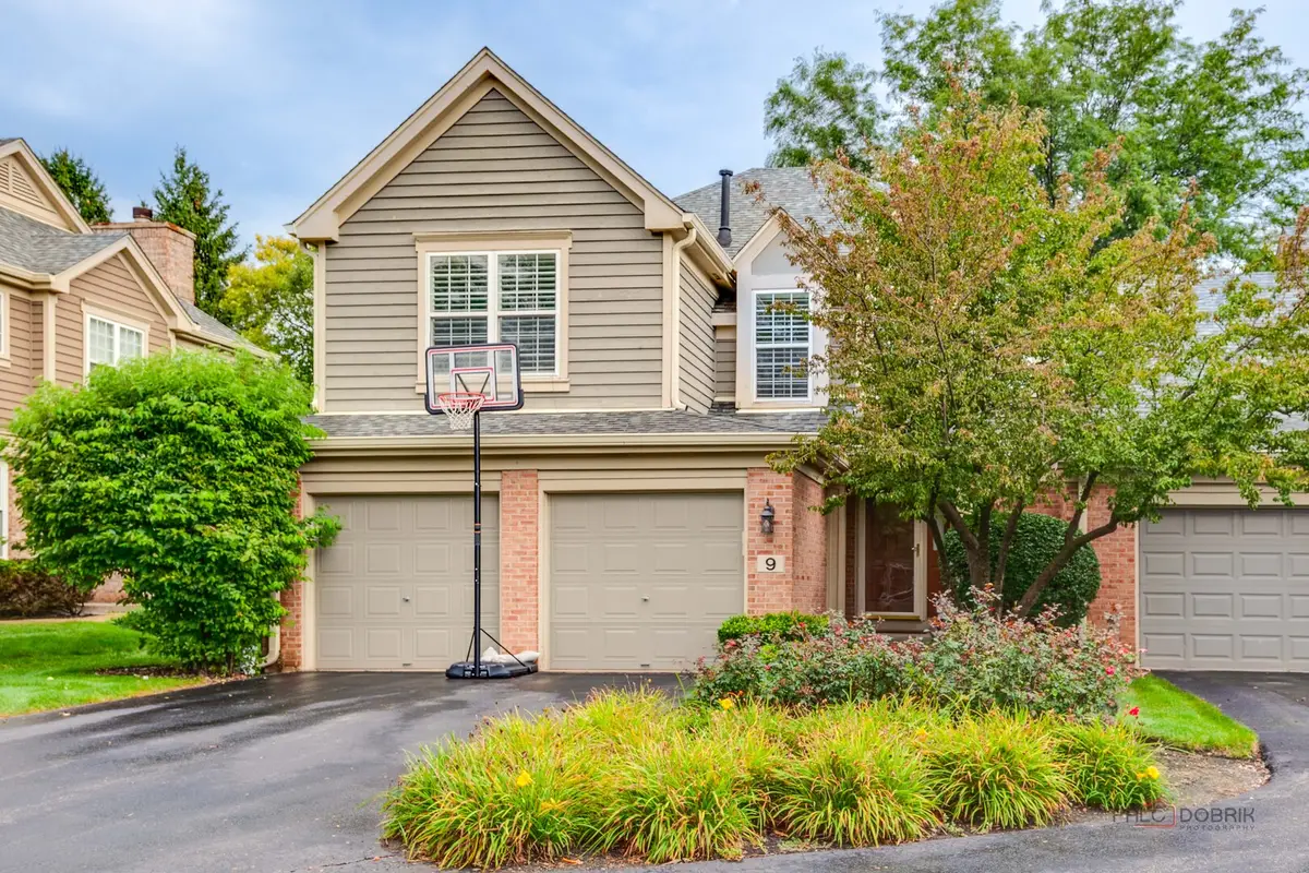 9 Ashford Court, Lincolnshire, IL 60069 - #1