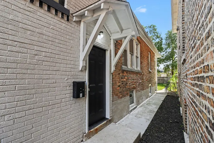 Address Withheld By Seller, Chicago, IL 60629 - #3