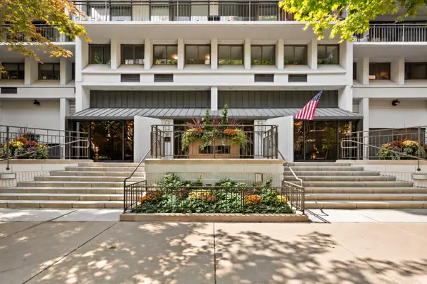 1430 N Astor Street #7C, Chicago, IL 60610