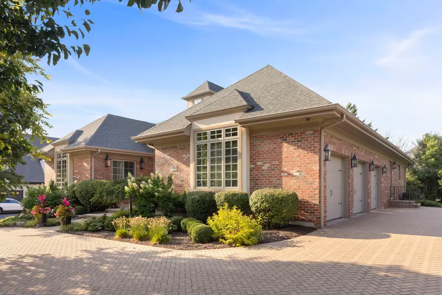 11954 Cross Creek Court, Burr Ridge, IL 60527 - #2