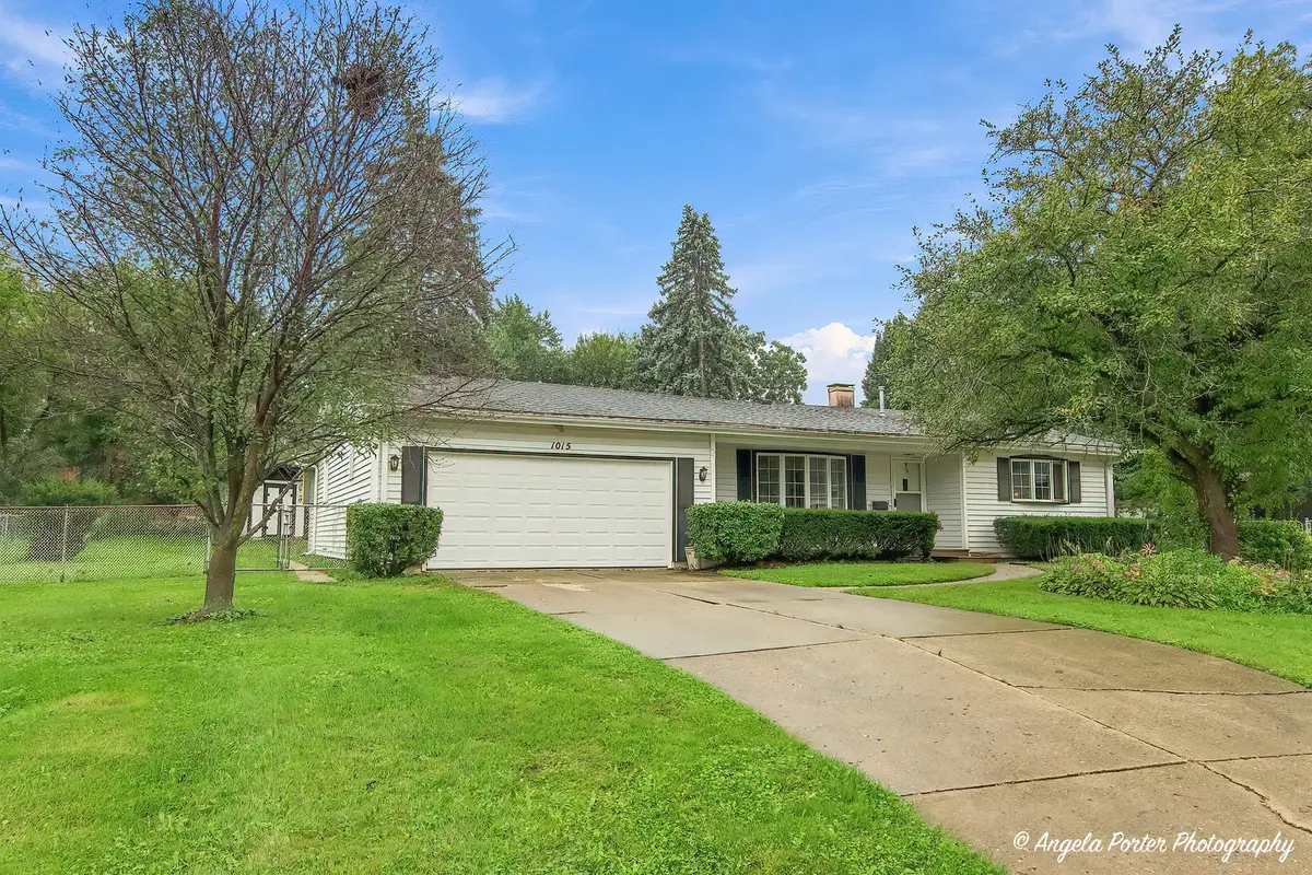 1015 Somerset, McHenry, IL 60050 - #1