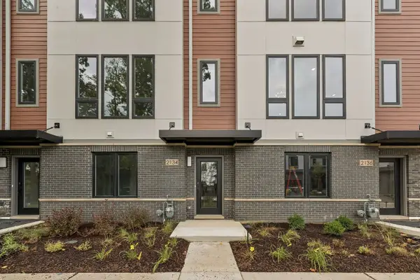 2118 Iron Ridge Lane, Naperville, IL 60563