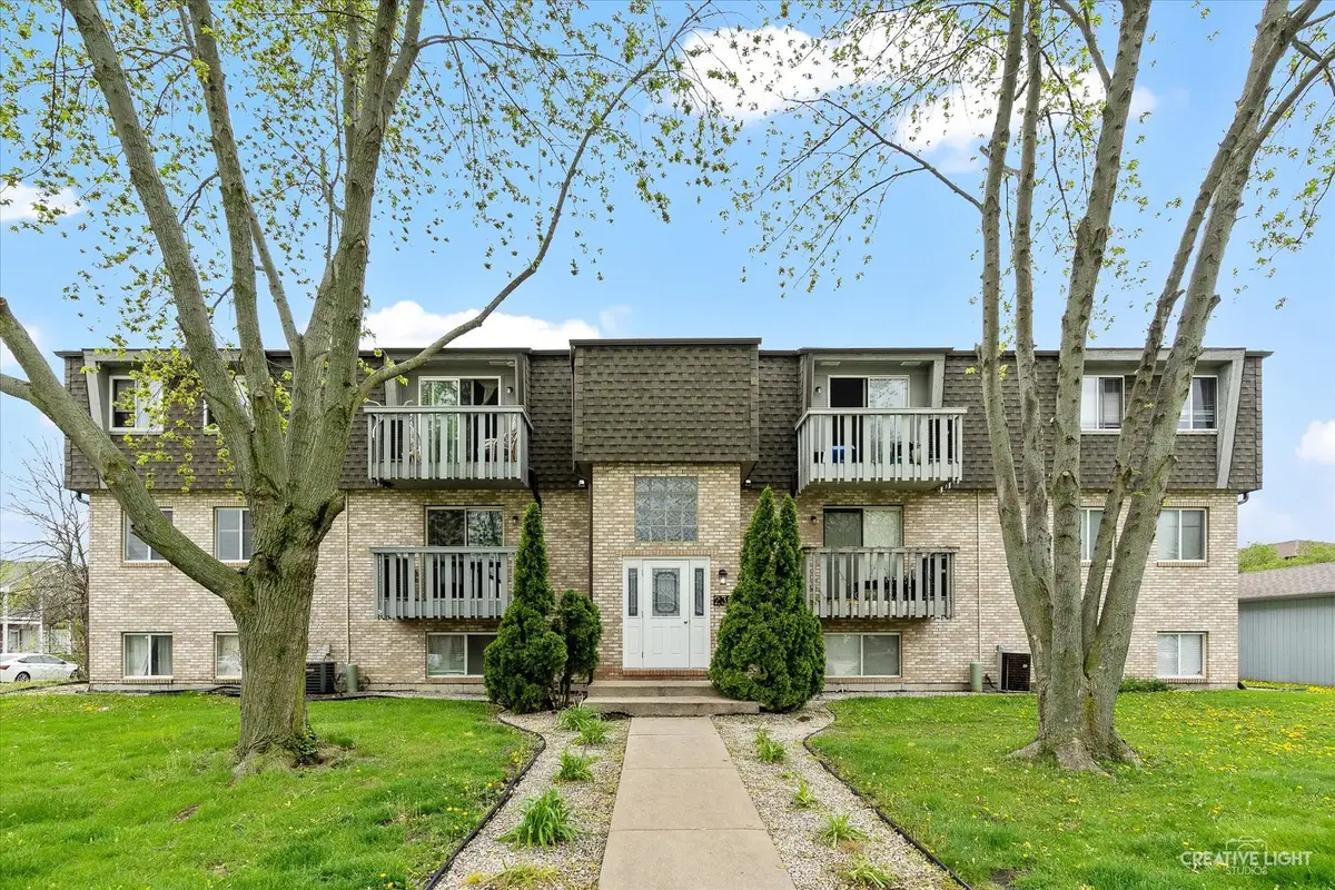 2301 Bicentennial Avenue #5, Crest Hill, IL 60403 - #1