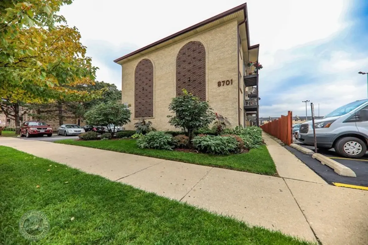8701 W Foster Avenue #307, Chicago, IL 60656 - #1