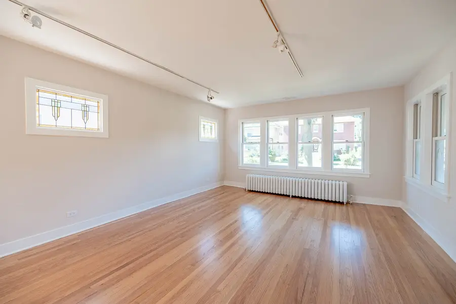 9841 S Hoyne Avenue, Chicago, IL 60643 - #3