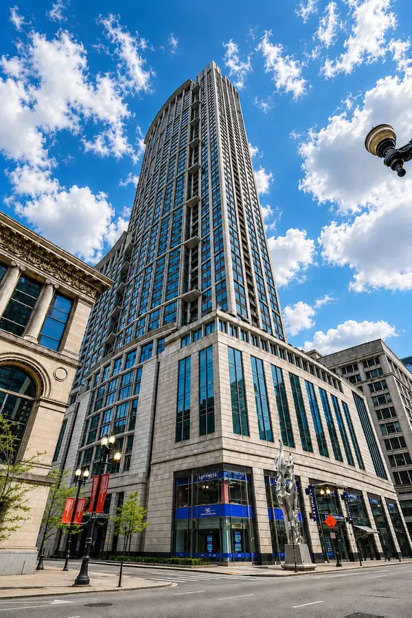 130 N Garland Court #3102, Chicago, IL 60602