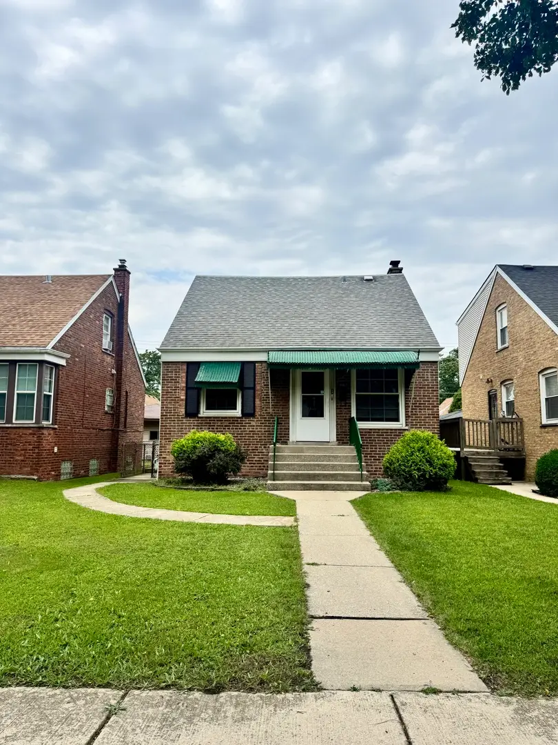 11312 S Avenue G, Chicago, IL 60617 - #1