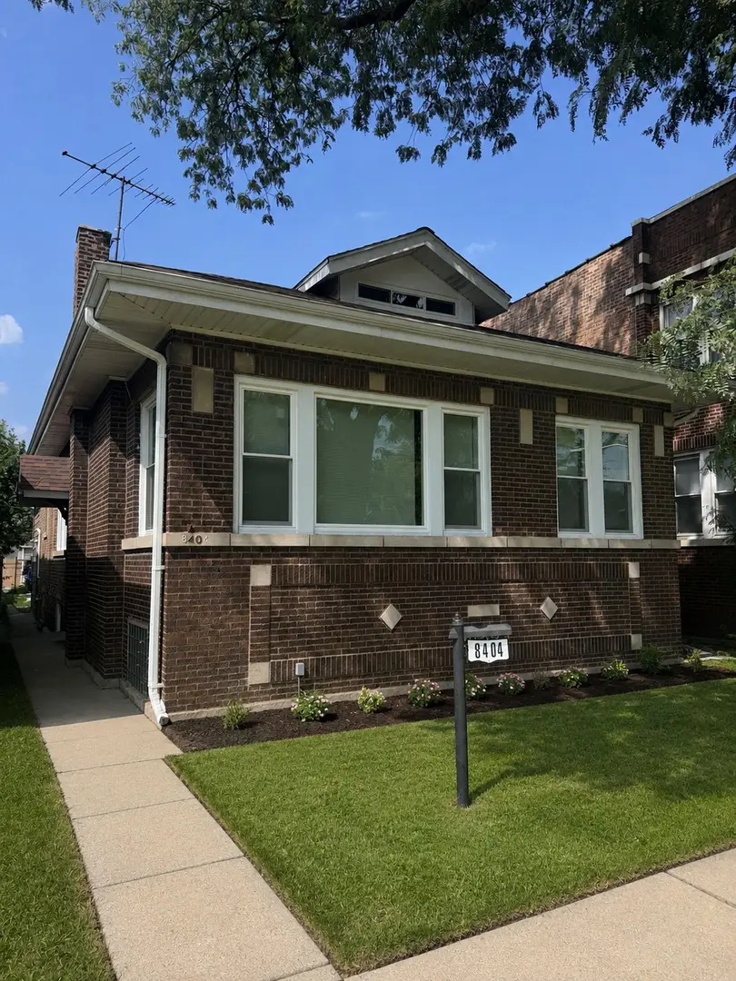 8404 S Oglesby Avenue, Chicago, IL 60617 - #1