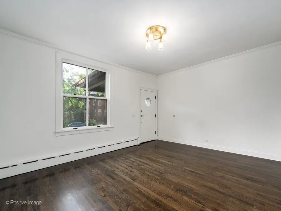 11334 S Saint Lawrence Avenue, Chicago, IL 60628 - #3