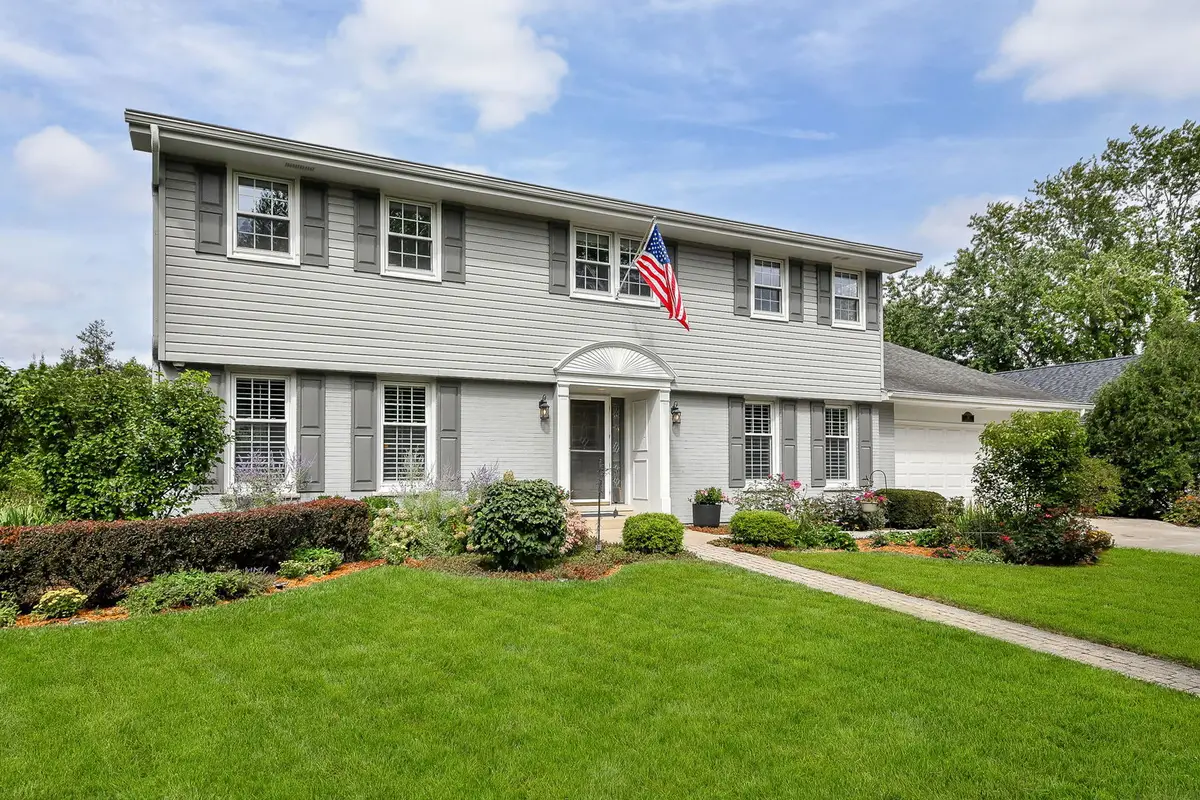 141 Shelley Lane, Wheaton, IL 60189 - #1
