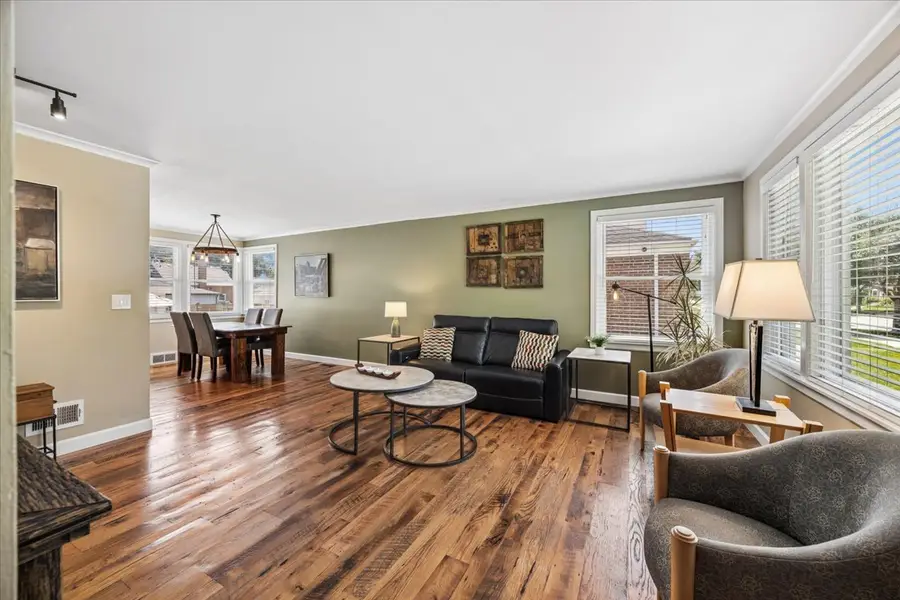 1871 Hawthorne Avenue, Westchester, IL 60154 - #3