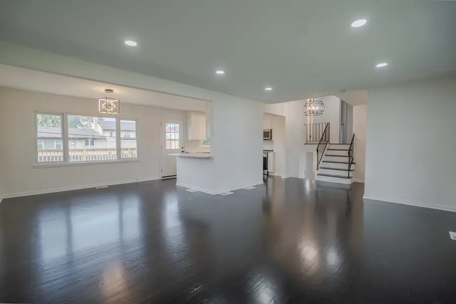 291 Division Street, Melrose Park, IL 60160 - #3