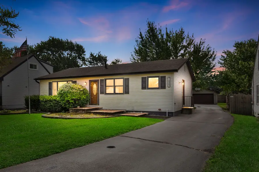 18207 W Big Oaks Road, Grayslake, IL 60030 - #3
