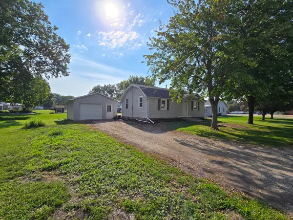 506 SW 10th Avenue, Aledo, IL 61231