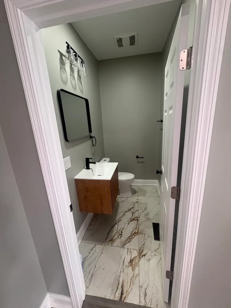 7832 S Vernon Avenue, Chicago, IL 60619 - #3